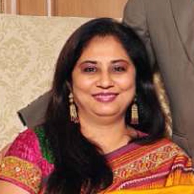 Sangeeta Javeri - Member